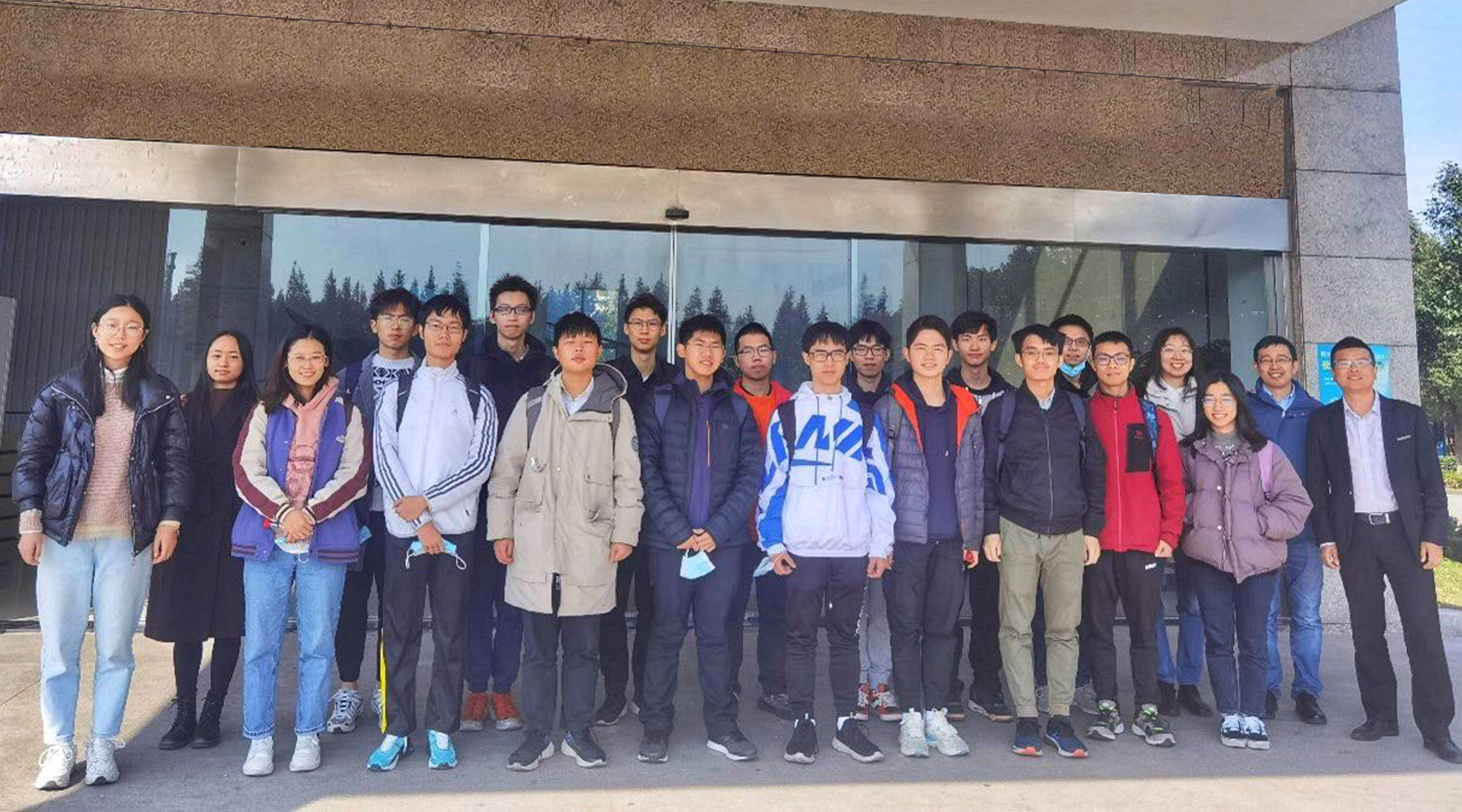 1638320113430344.png 图片1.png