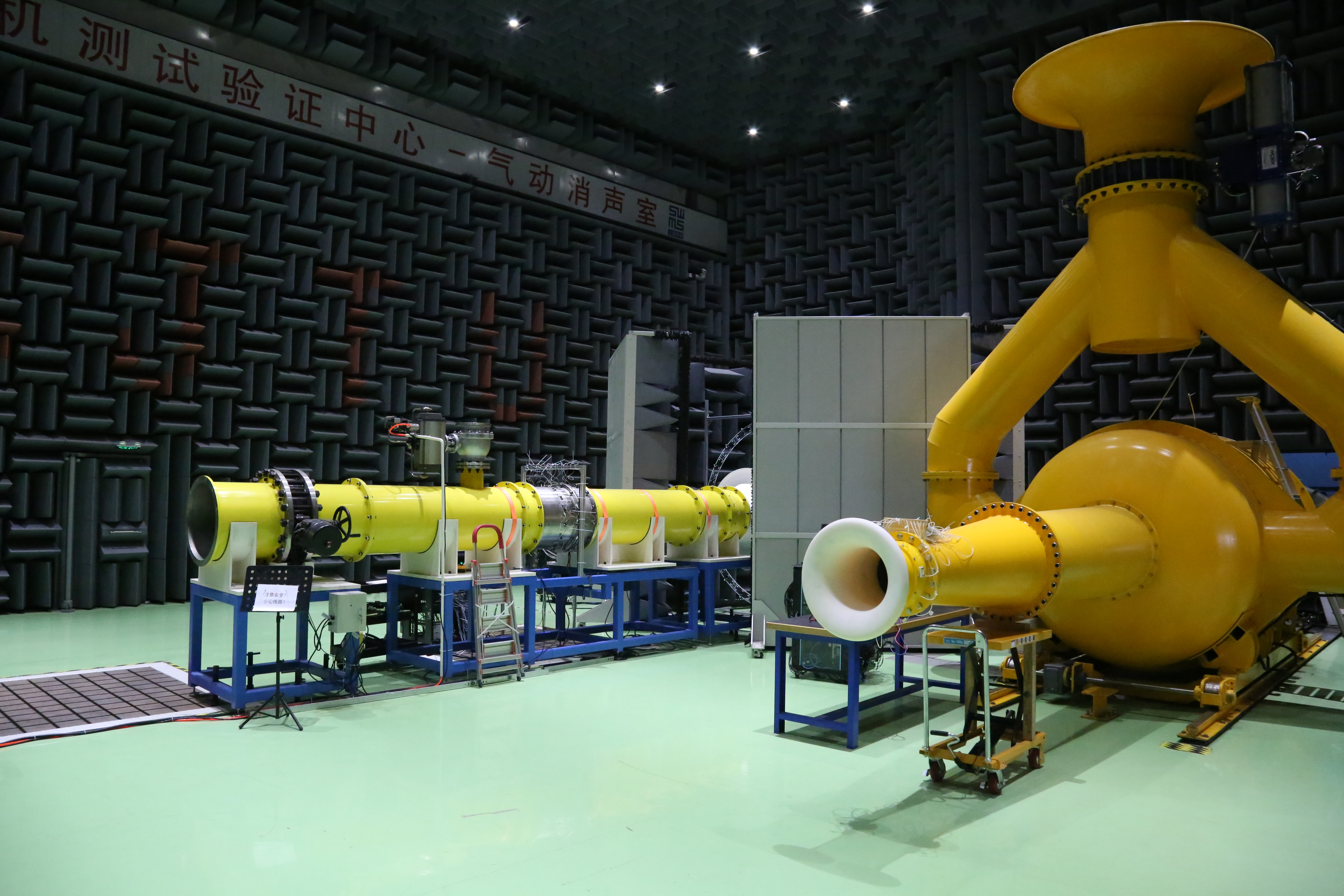 1733210165107781.jpg 航空发动机研究院.jpg