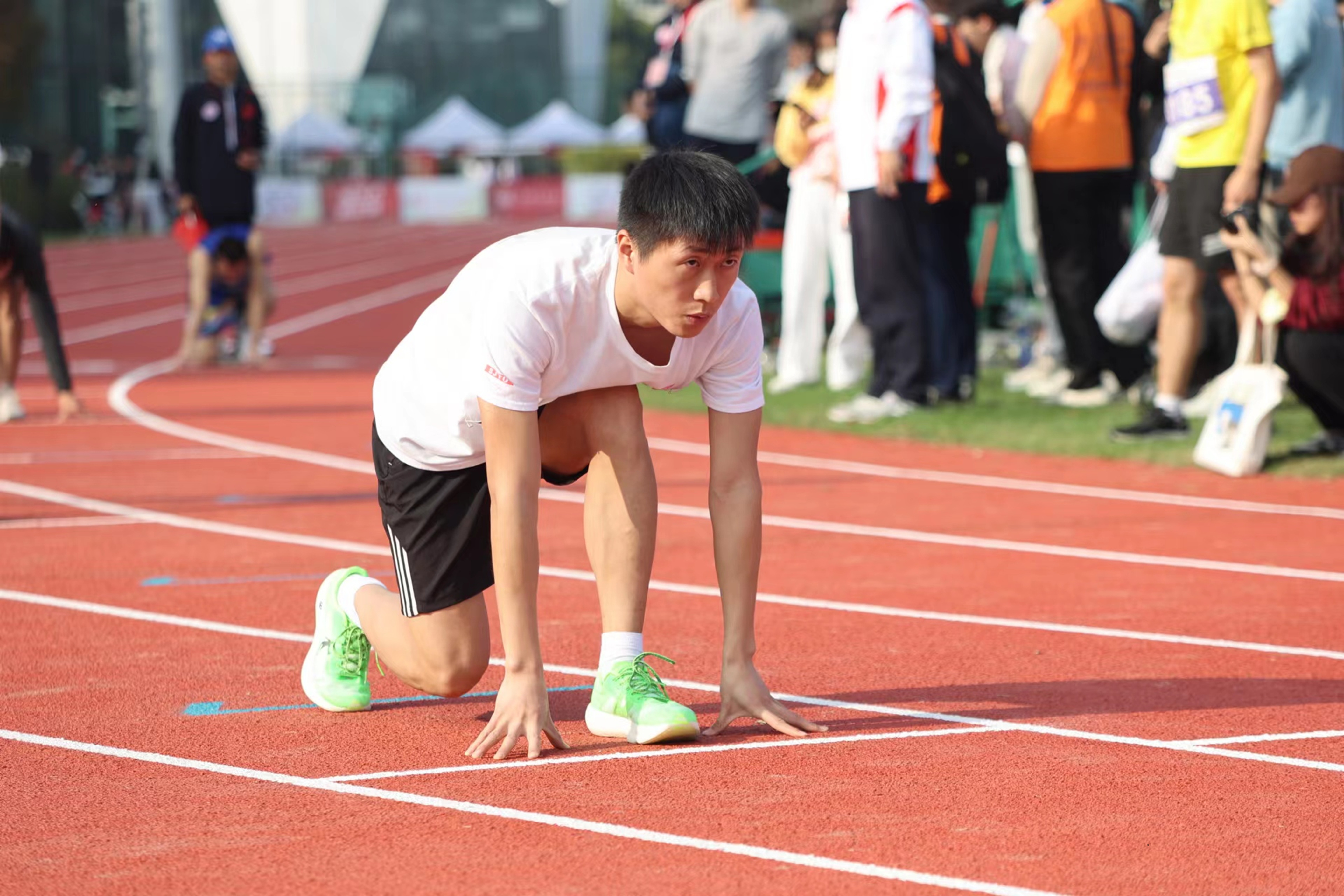 1744272232876530.jpg 28_其他照片_生活照2.jpg