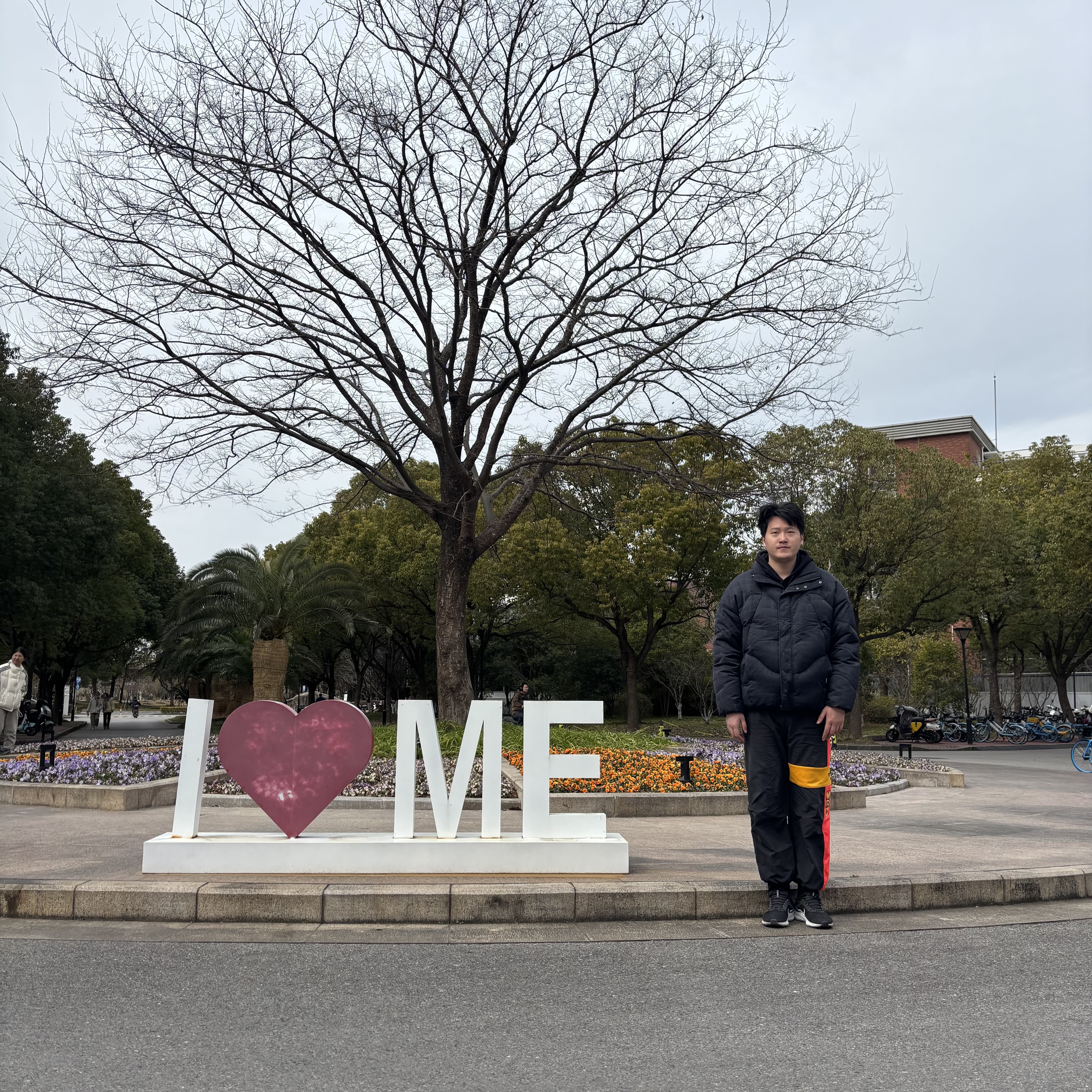 1745219418645218.jpg 42_单人生活照_ff3a77814be032f02f42d374dee68d8.jpg