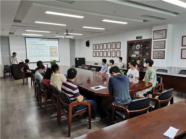 1593147494939352.jpg 2学习两会精神.jpg