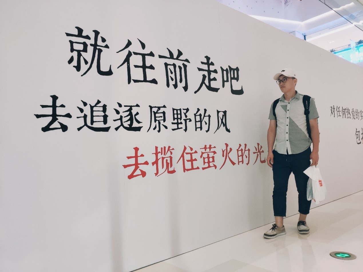 王强1.jpg 王强1.jpg