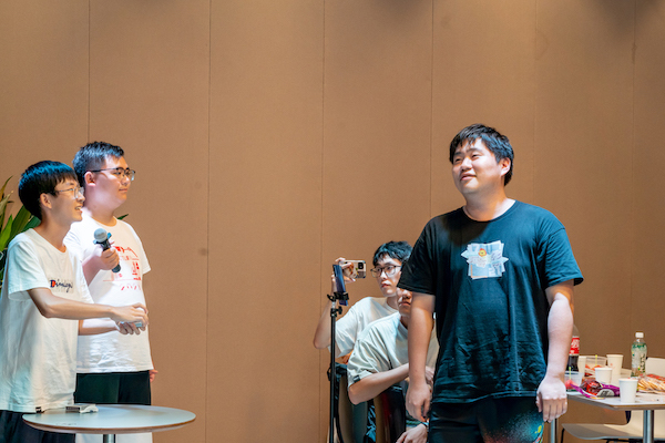 1632733761663267.jpg 5 魔术表演.jpg