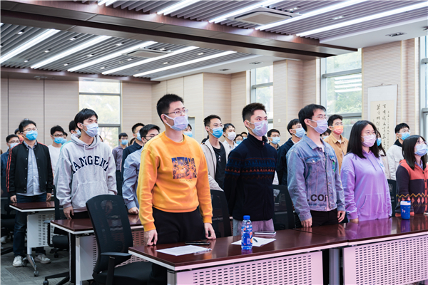 图1-1 365英国上市公司官网分会场.jpg