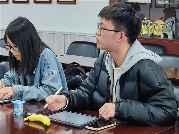 1677811206758021.jpg 图3:各部门部长发言.jpg