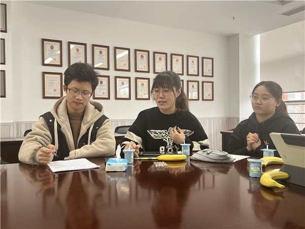 1677811224652142.jpg 图4:各部门部长发言.jpg