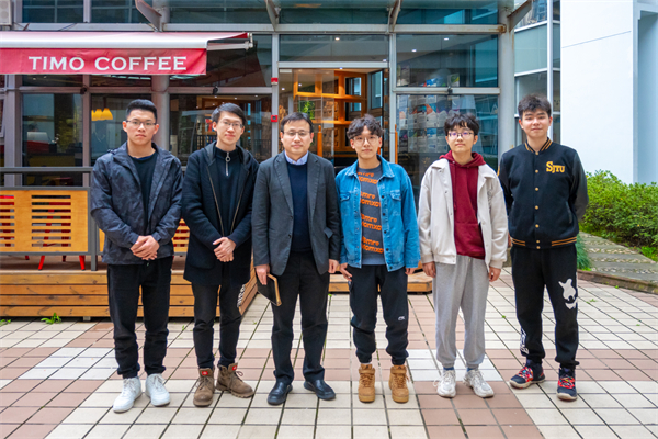 1680008003452034.jpg 合影.jpg