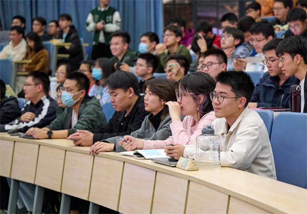 1680789159754515.jpg 20级本科生年级大会.jpg