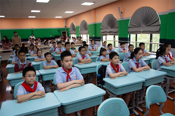 1721301205529012.jpg 图2 开营仪式开始.jpg