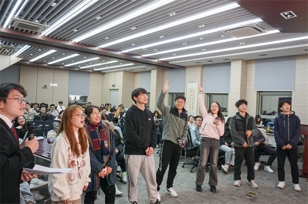 图4 游戏照片1.jpg