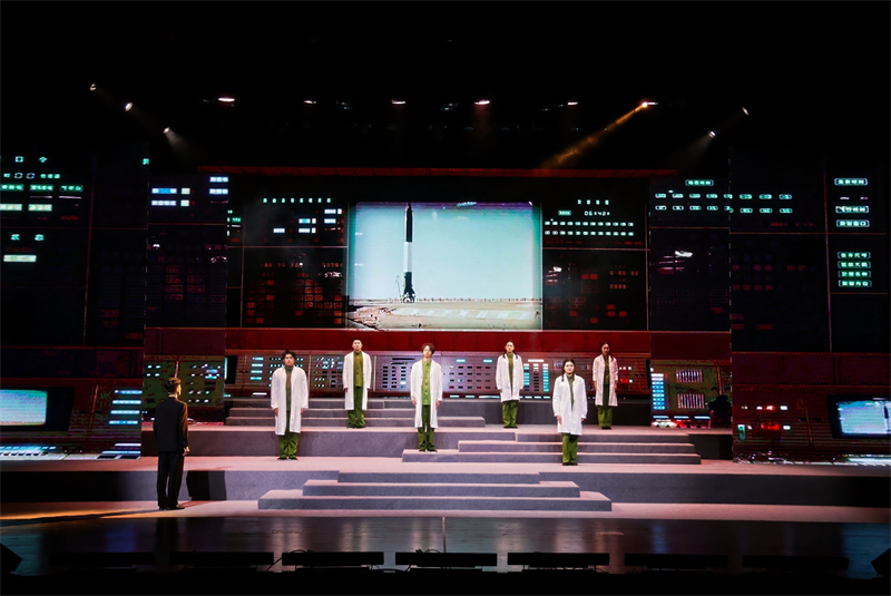 1744297627224167.jpg 图3 第三幕东风二号甲运载火箭成功发射.jpg