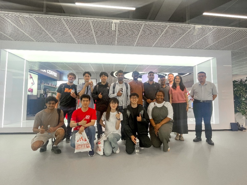 1748007896243489.jpg 1_resized.jpg