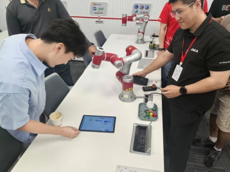 1748007964128694.jpg 4_resized.jpg